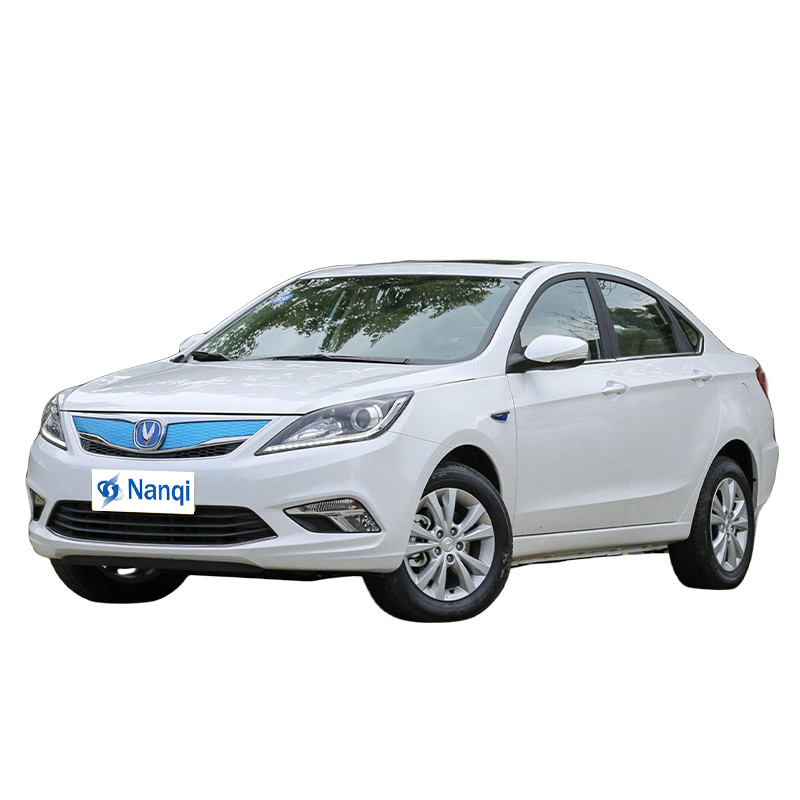 Changan EADO EV 460 Nuevo coche eléctrico de energía 4 puertas 5 asientos Notchback