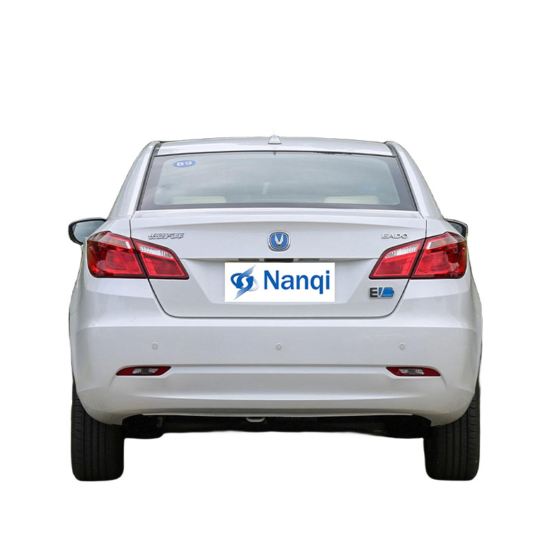 Changan EADO EV 460 Nuevo coche eléctrico de energía 4 puertas 5 asientos Notchback