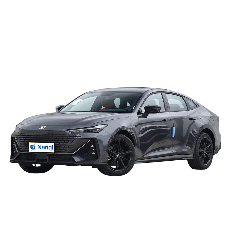 Changan Uni V iDD Nuevo vehículo de energía enchufable en automóvil híbrido de alto rendimiento