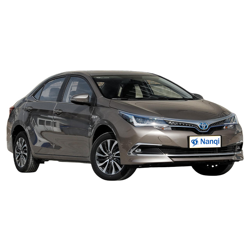 Plug In SUV eléctrico híbrido Toyota Corolla con dos motores E+ 1.8L