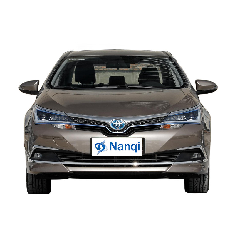 Plug In SUV eléctrico híbrido Toyota Corolla con dos motores E+ 1.8L