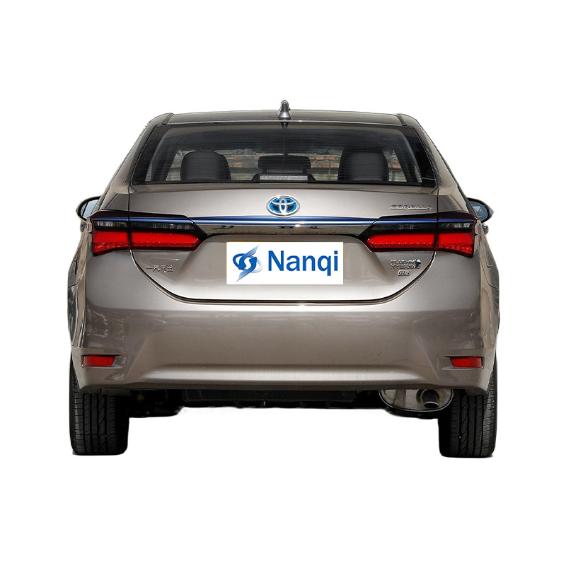 Plug In SUV eléctrico híbrido Toyota Corolla con dos motores E+ 1.8L