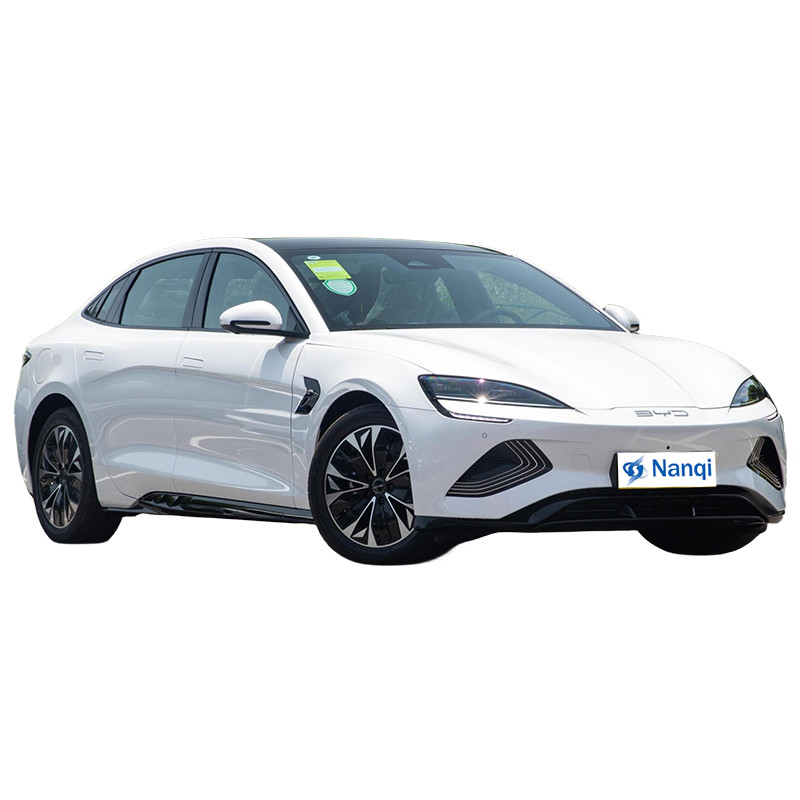 Mediano tamaño BYD Seal Coche eléctrico 4 puertas 5 asientos 180Km/h LFP batería